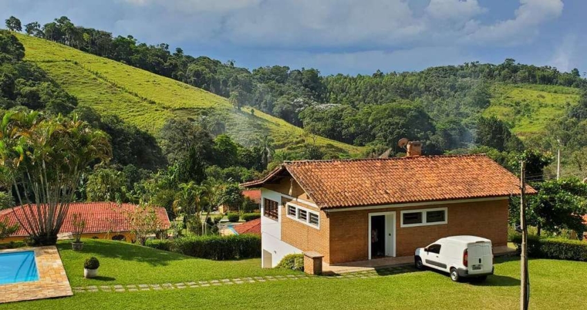 Sítio à venda em Nazaré Paulista/SP - 36.300m² por R$1.500.000!