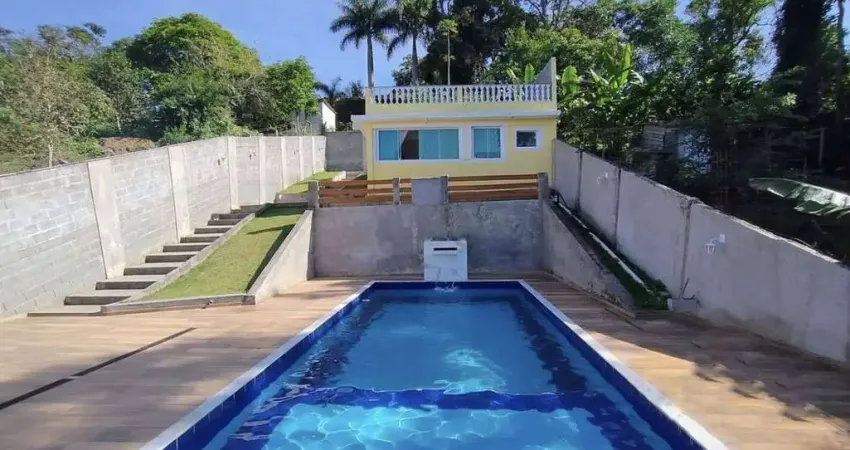 Casa de Campo à venda em Terra Preta - Mairiporã, por R$450.000!