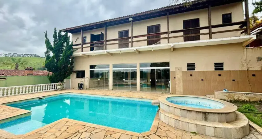 Chácara à venda em Condomínio Fechado - Região de Atibaia, por R$1.150.000!