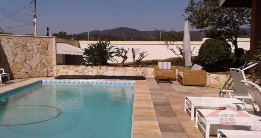 Casa com 3 suites à venda, 490 m² por R$ 2.700.000 - Jd Europa - Jundiaí/SP