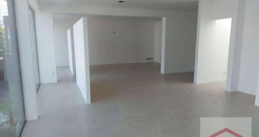 Casa Comercial para Locação na Chácara Urbana com 410m² de construção por R$ 18.000,00/mês.
