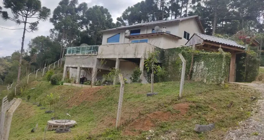 Belíssima Casa de Campo próxima a Represa do Capivari