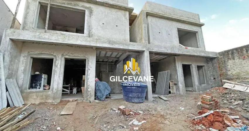 Sobrado com 3 dormitórios à venda, 105 m² por R$ 649.319 - Pilarzinho - Curitiba/PR