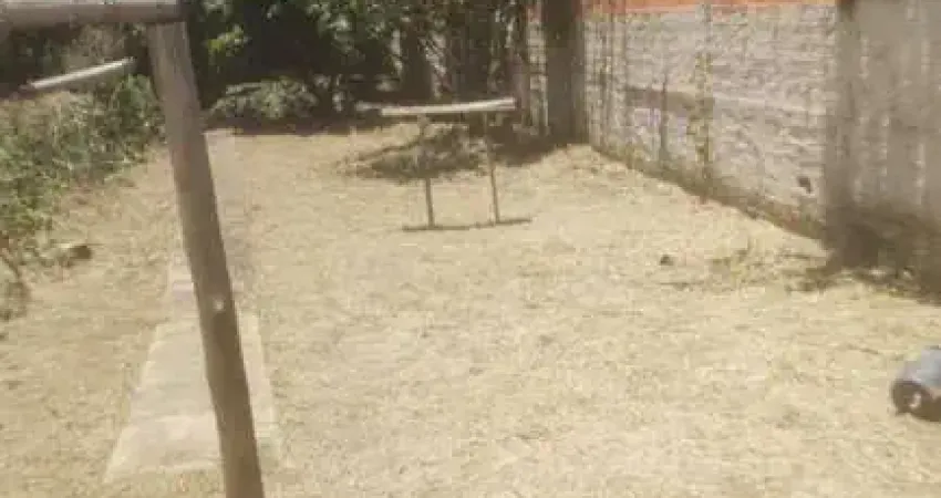 Chácara á venda  de 1 mil m², em artur nogueira, com fundos para rio, por 180 mil, e perto de holambra-sp