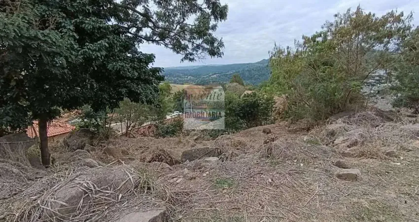 Chácara em Condomínio Fechado á Venda, com 1.274,16 m² - Vista Deslumbrante da Montanha | Valinhos-SP
