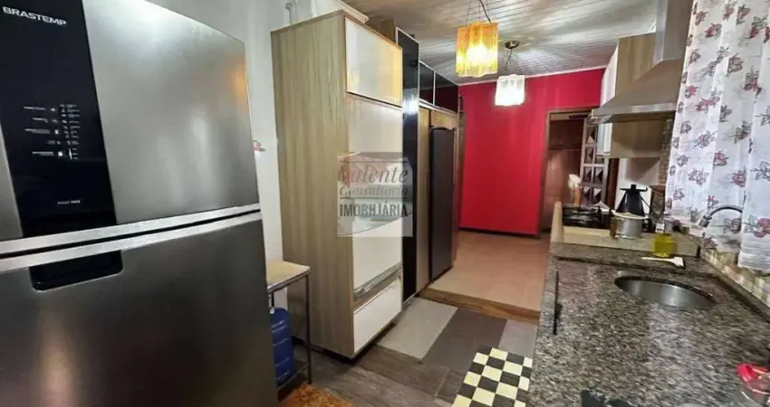 Chácara á venda, com casa e pomar, em Artur Nogueira-SP