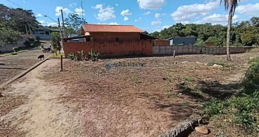 Chácara à venda, recanto emanoel, de fundos com rio, com 1 mil m², em arur nogueira-sp