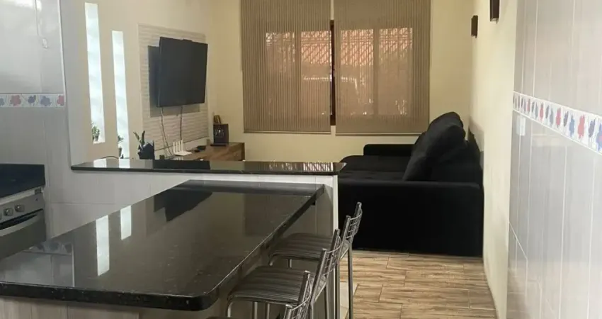 Casa com 2 quartos à venda na Rua Apiaí, 11, Jardim Sabiá, Cotia