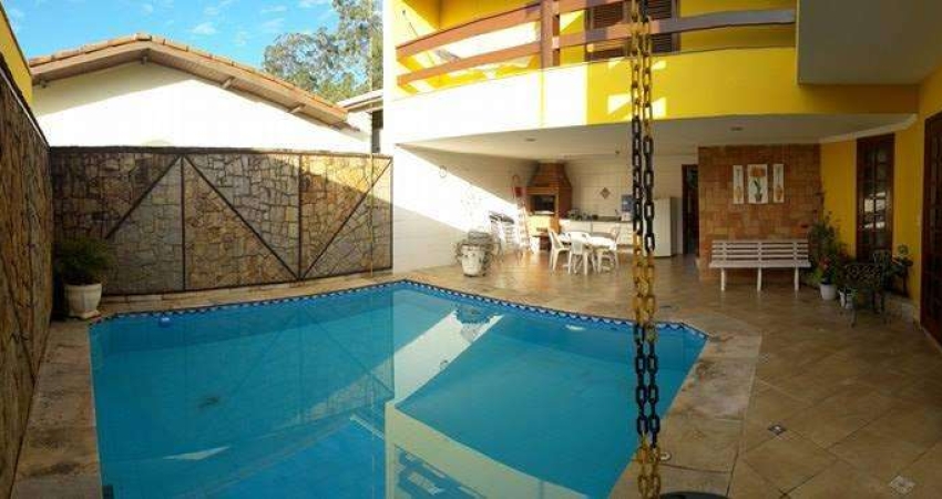 Sobrado Alto Padrão 3 suítes à venda, 350 m² por R$ 1.599.000 - Vila Galvão - Guarulhos/SP