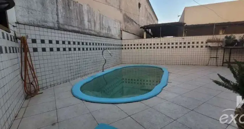 Casa com 5 quartos à venda na Rua Carlos Gomes, 52, Parque Residencial Laranjeiras, Serra