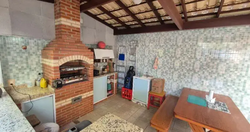 Casa com 2 quartos à venda na Rua Nossa Senhora da Conceição, 22, São Francisco, Serra