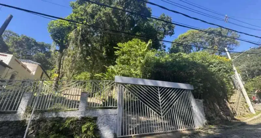 Terreno à venda na Ladeira do Ascurra, Cosme Velho, Rio de Janeiro
