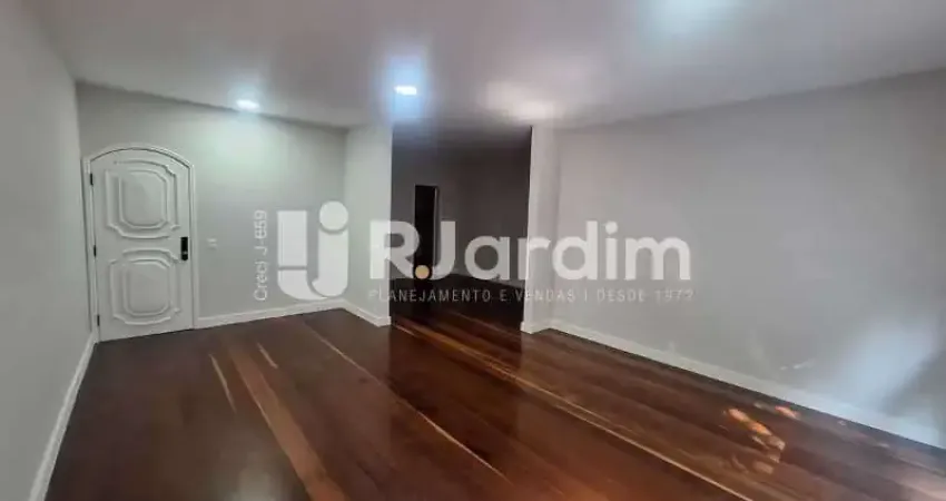 Apartamento com 3 quartos para alugar na Avenida Epitácio Pessoa, Lagoa, Rio de Janeiro