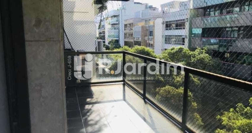 Apartamento com 3 quartos para alugar na Rua Nascimento Silva, Ipanema, Rio de Janeiro