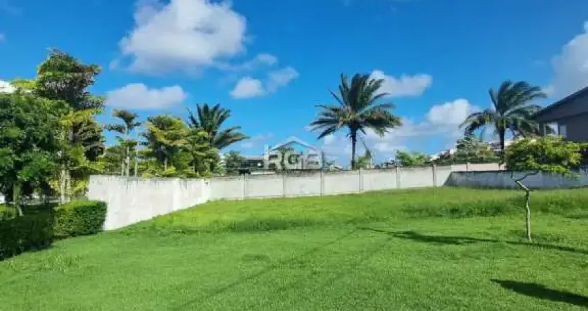 Terreno 450m² em Alphaville Litoral Norte 1 R$ 690.000,00