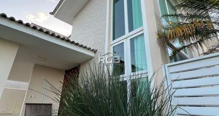 Maravilhosa Casa 4 suítes Piscina Privativa Energia Solar em Alphaville 2 R$ 3.250.000,00
