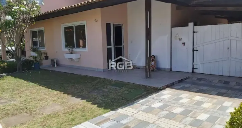 Casa Duplex 2/4 com suíte em Lauro de Freitas R$ 670.000,00