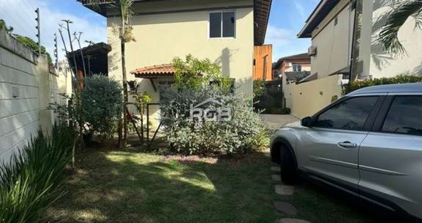 ALUGUEL Casa Duplex 4/4 (2 suítes) Semi Mobiliada Txs Inclusas R$ 5.000,00