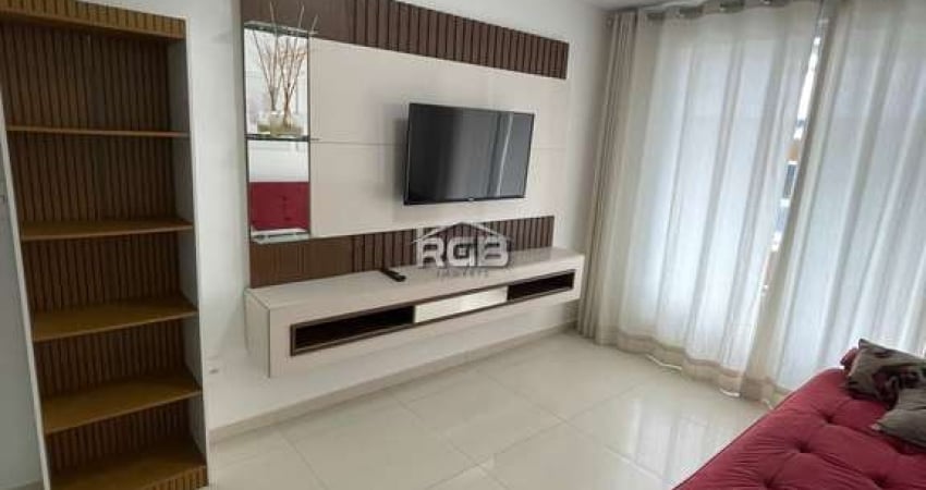 Aluguel 2/4 com suíte Mobiliado pé na areia em Praia do Flamengo R$ 3.900,00