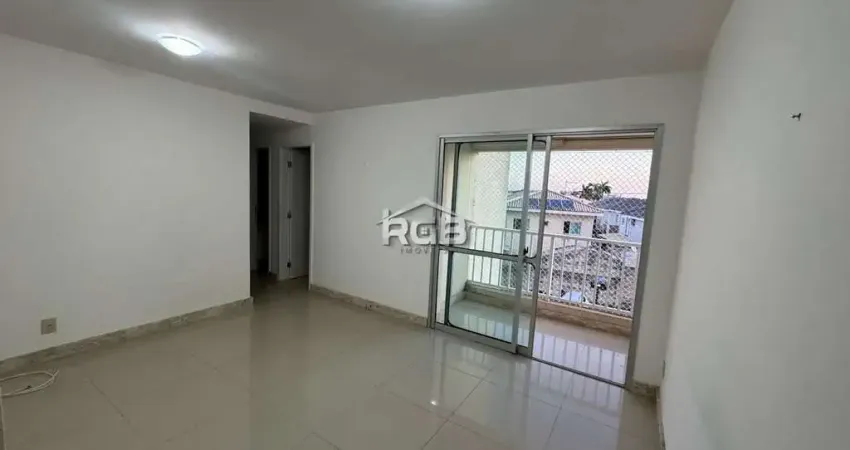 Apartamento 3/4 com suíte Nascente em Buraquinho Txs Inclusas R$ 3.800,00