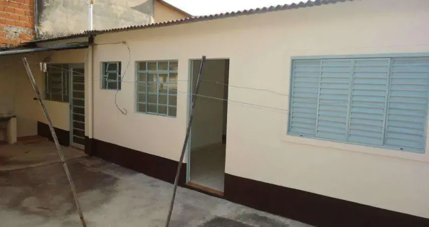 Casa com 1 dormitório para alugar, 45 m² por r$ 1.100/mês - jardim das figueiras - valinhos/sp, sem vaga de garagem