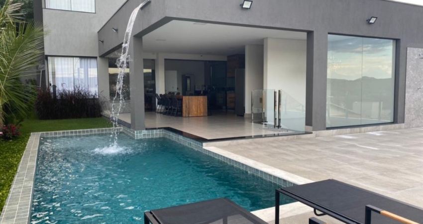 Casa com 3 quartos à venda na Rua Coronel Lourenço Belo, Escarpas do Lago, Capitólio