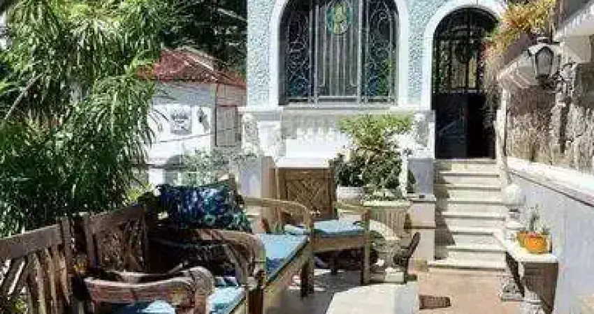Casa à venda em Rio de Janeiro, Cosme Velho, com 5 quartos, 1040m²