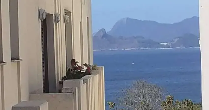 Apartamento à venda em Rio de Janeiro, Flamengo, com 3 quartos, 150m²