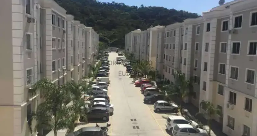 Apartamento com 2 quartos para alugar na Estrada do Magarça, Campo Grande, Rio de Janeiro