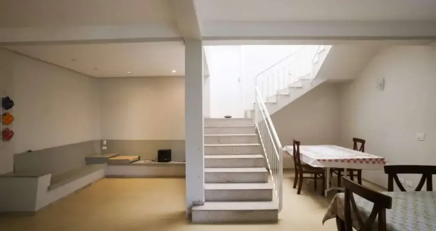 Casa para comprar, 2 dormitórios, 1 suíte, Vila Rezende, Piracicaba-SP