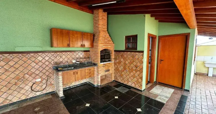 Casa à venda, 3 quartos, 1 suíte, 8 vagas, Centro - Piracicaba/SP