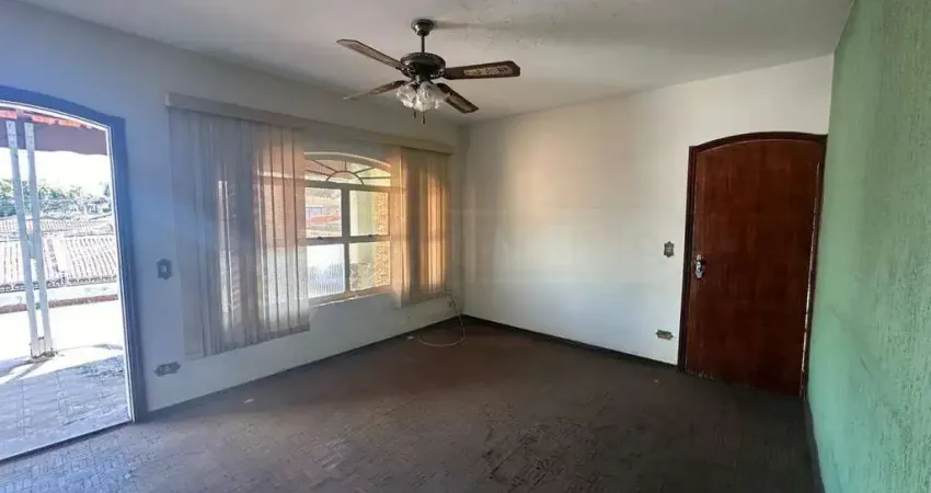 Salão à venda, 3 quartos, Santa Terezinha - Piracicaba/SP