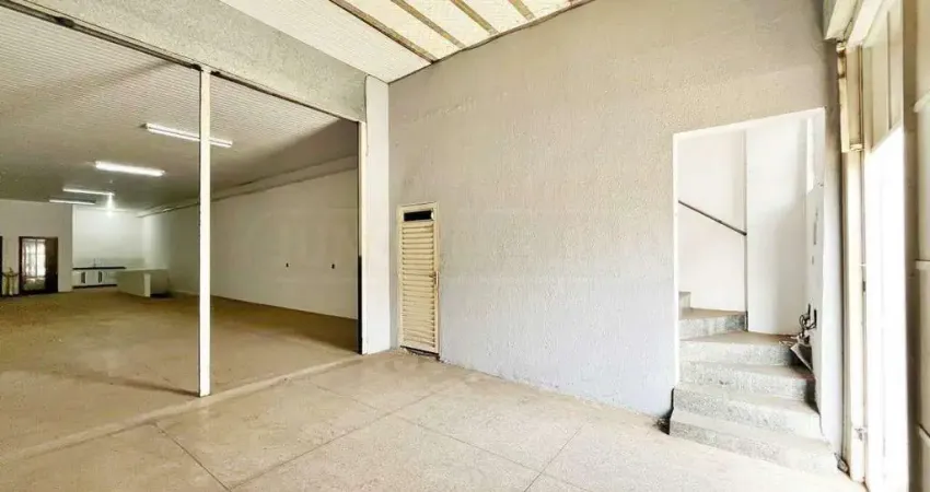 Salão à venda, 3 quartos, 1 suíte, 1 vaga, Parque Residencial Monte Rey II - Piracicaba/SP