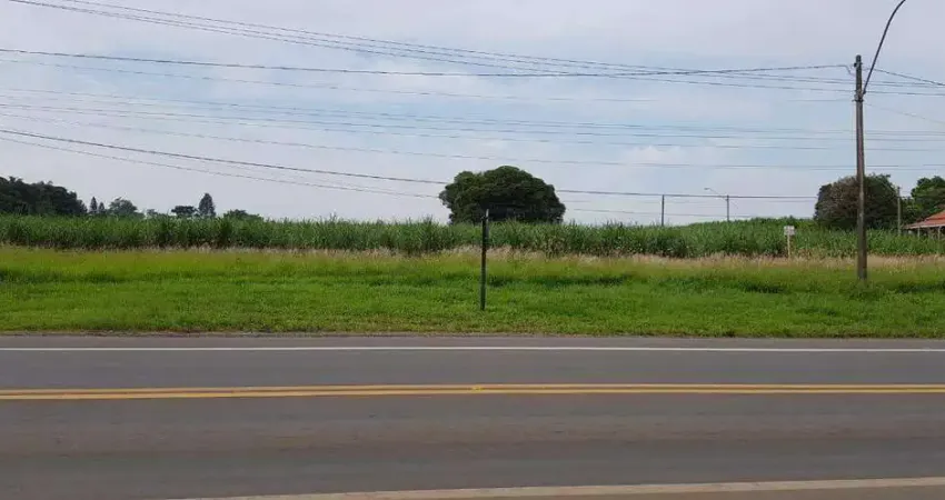 Terreno à venda no Córrego da Onça, Charqueada 