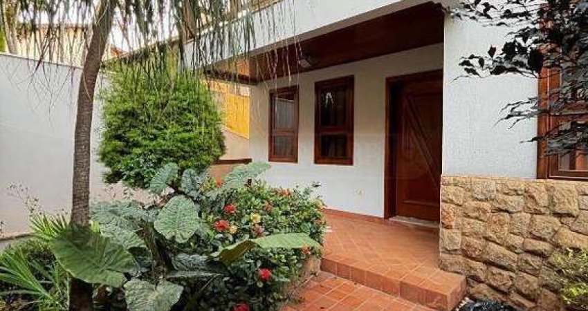Casa para aluguel, 4 quartos, 1 suíte, 9 vagas, Centro - Piracicaba/SP
