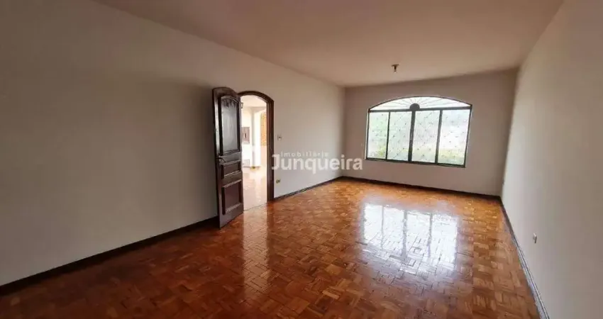 Casa para aluguel, 3 quartos, 1 vaga, Vila Rezende - Piracicaba/SP