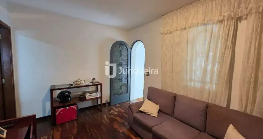 Casa à venda, 2 quartos, 1 suíte, 1 vaga, Alto - Piracicaba/SP