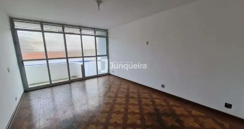 Casa para aluguel, 3 quartos, 2 suítes, Centro - Piracicaba/SP