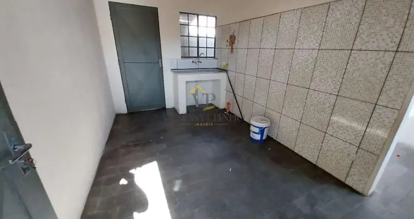 Casa para Locação em Atibaia, Jardim Imperial, 1 dormitório, 1 banheiro