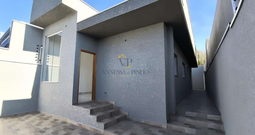 Casa para Venda em Atibaia, Bella Atibaia, 3 dormitórios, 1 suíte, 2 banheiros, 2 vagas