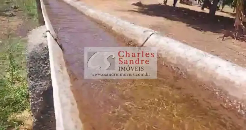 Chácara para Venda em Bela Vista de Goiás, Zona Rural, 2 dormitórios, 1 banheiro, 1 vaga