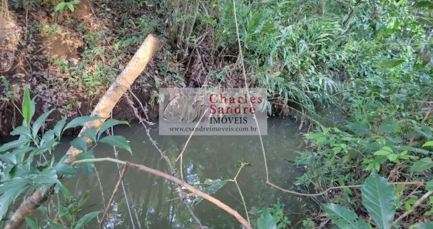 Chácara para Venda em Petrolina de Goiás, Zona Rural, 3 dormitórios, 1 suíte, 2 banheiros, 1 vaga