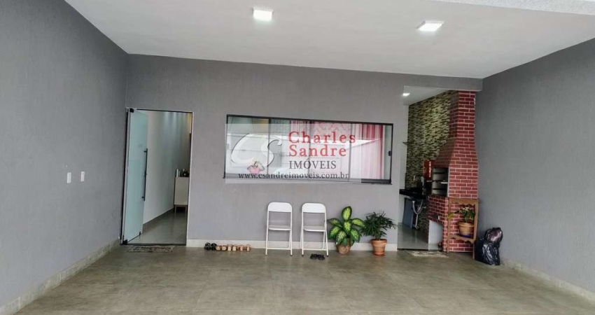 Casa para Venda em Aparecida de Goiânia, Vila Brasília, 3 dormitórios, 1 suíte, 2 banheiros, 2 vagas