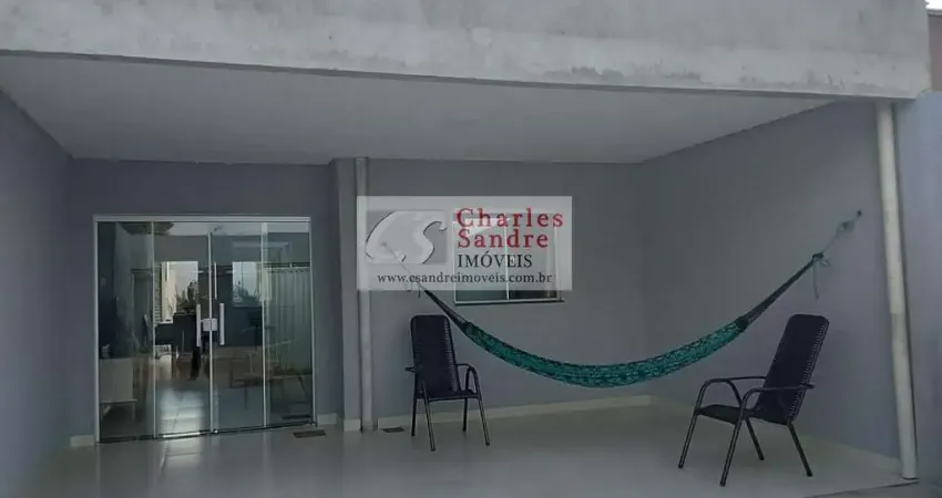 Casa para Venda em Trindade, Setor Residencial Garavelo I, 3 dormitórios, 1 suíte, 2 banheiros, 2 vagas