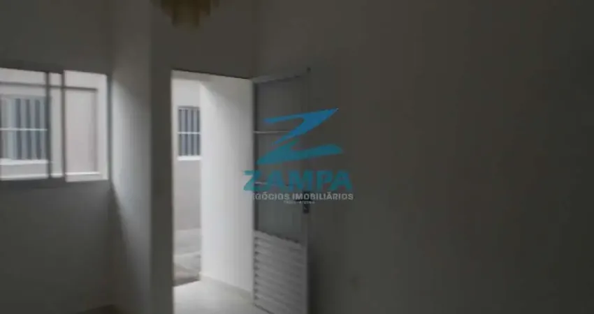 Casa de 1 quarto com 1 vaga de garagem com banheiro completo na bela vista