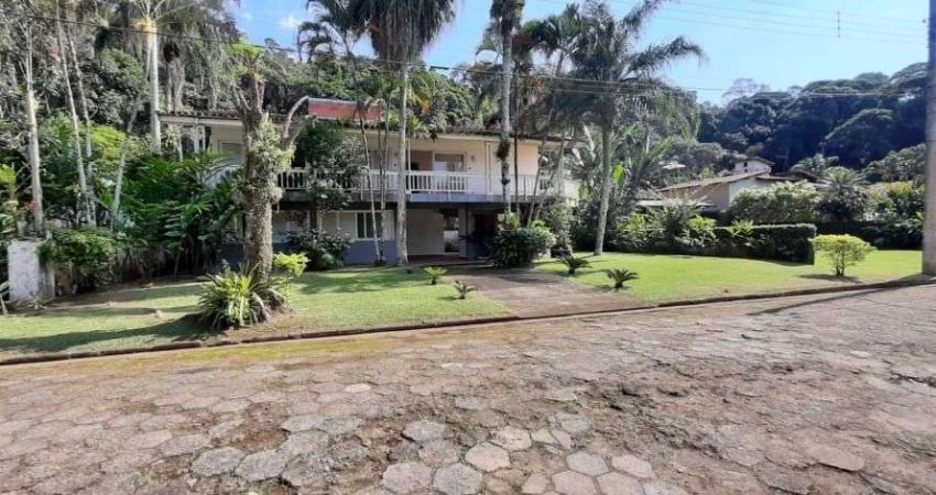 Casa com 5 dormitórios à venda, 247 m² por R$ 2.000.000,00 - Massaguaçu - Caraguatatuba/SP