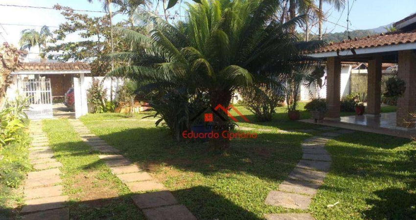 Casa com 2 dormitórios à venda, 170 m² por R$ 800.000,00 - Massaguaçu - Caraguatatuba/SP