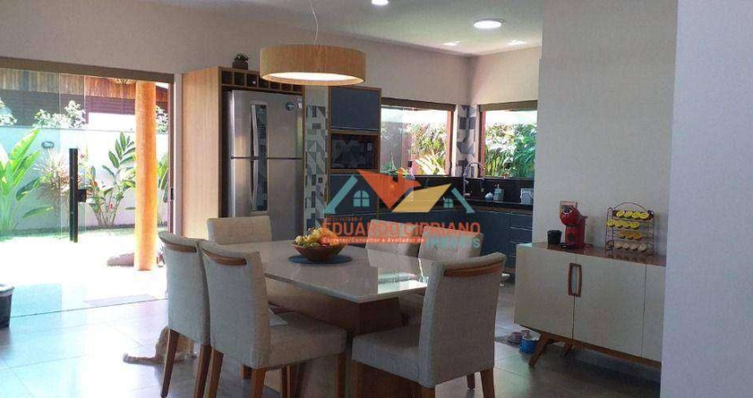 Casa com 3 dormitórios à venda, 262 m² por R$ 1.600.000,00 - Martim de Sá - Caraguatatuba/SP