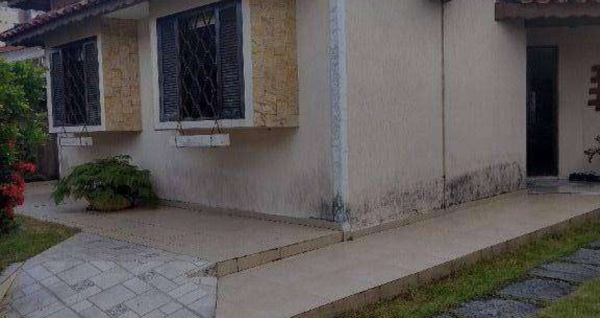 Casa com 2 dormitórios à venda, 126 m² por R$ 870.000,00 - Jardim Britânia - Caraguatatuba/SP