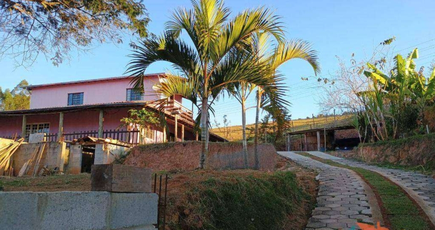 Casa com 4 dormitórios à venda, 526 m² de R$550.000 por R$ 450.000 - Rio Claro - Paraibuna/SP - Oportunidade!!!